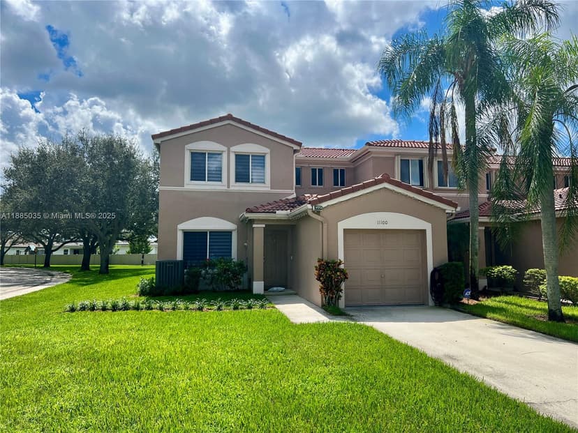 11100 SW 17th Mnr, Davie FL 33324