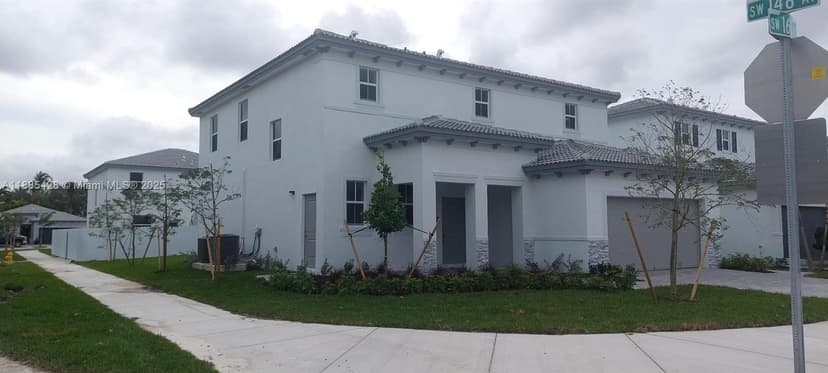 14806 SW 163rd St, Miami FL 33187