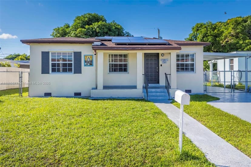 280 E 39th St, Hialeah FL 33013