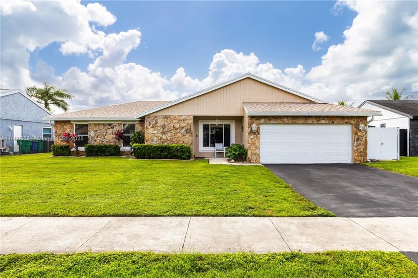 11656 SW 50th Ct, Cooper City FL 33330