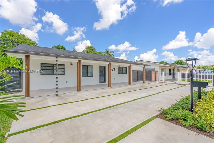 533 E 61st St, Hialeah FL 33013