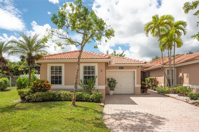 13070 NW 5th St, Pembroke Pines FL 33028