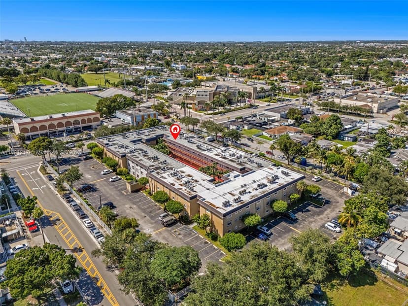 4655 PALM AVE # 204, Hialeah FL 33012