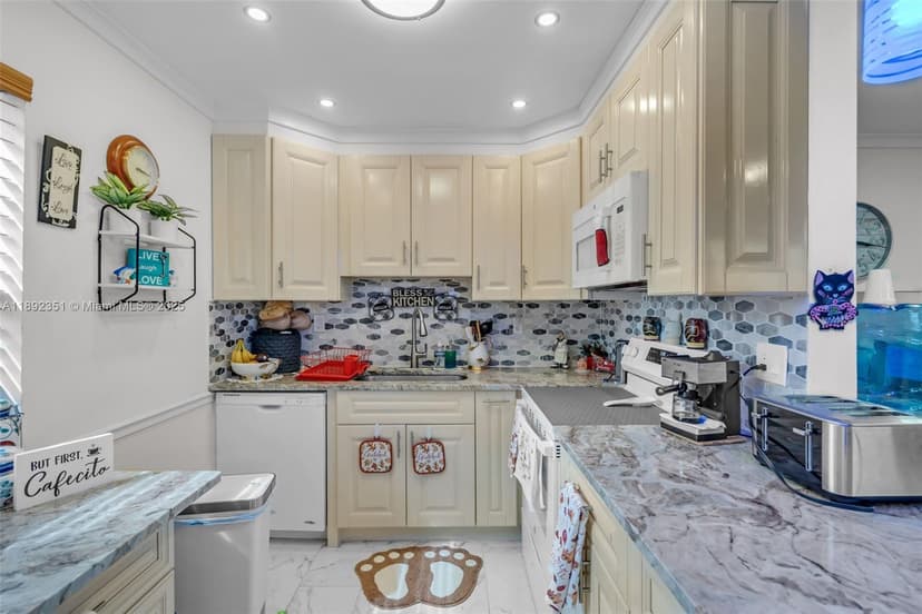 765 Normandy P # 765, Delray Beach FL 33484