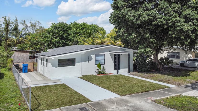 1617 NW 15th St, Fort Lauderdale FL 33311