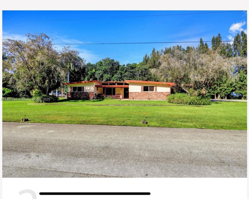 4321 SW 100th Ter, Davie FL 33328