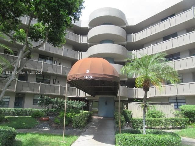 1100 Colony Point Cir # 518, Pembroke Pines FL 33026