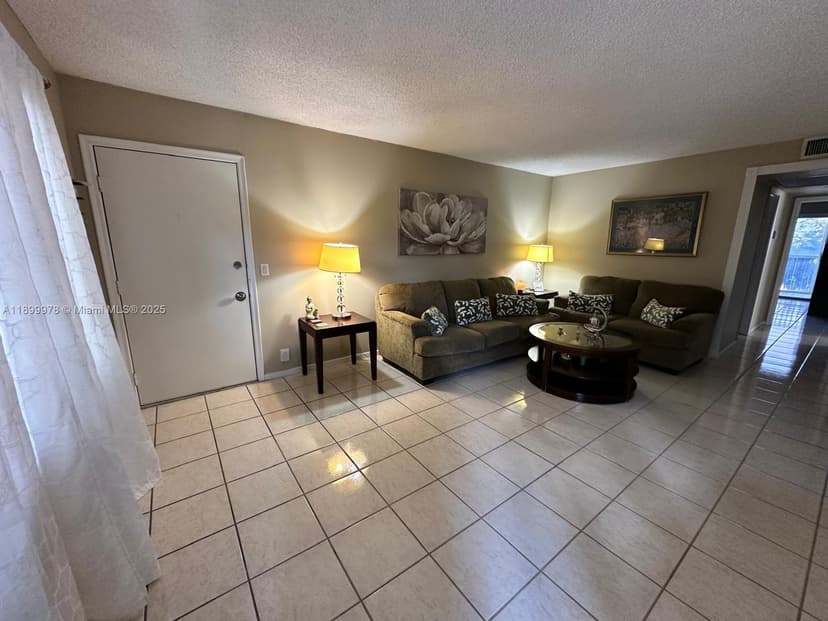 251 SW 134th Way # 314M, Pembroke Pines FL 33027